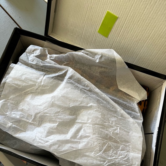 New in box nasty gal size 7 Mary Jane’s - Picture 4 of 9